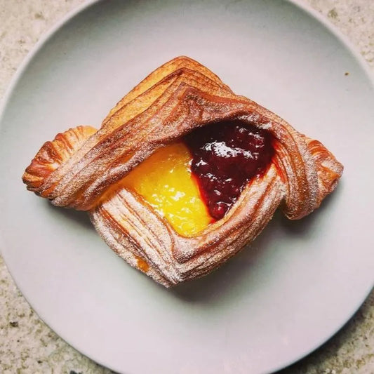 PADARIA FEHER - DANISH DE LEMON CURD E GELÉIA DE AMORAS (entrega no dia seguinte)
